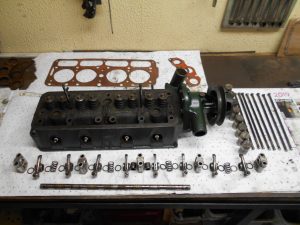 Démontage rampe de culbuteurs