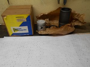 Ensemble neuf d'origine