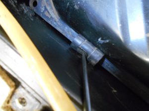 11. Patte retournée