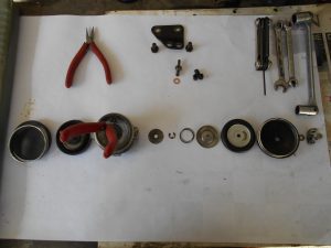 7. Ensemble des pièces nettoyées avant démontage du Dash-pot.