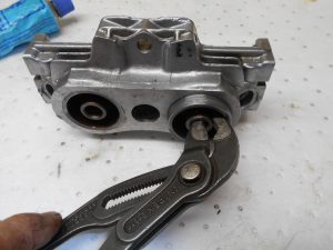 11. Remontage des pistons