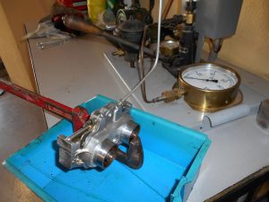 3. Sortie alternée progressive des pistons.