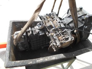 26. Cleaning the gearbox